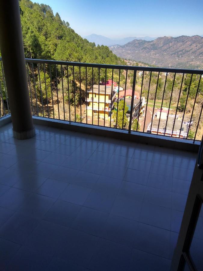 Terrace Retreat Bed and Breakfast Kasauli Exteriör bild